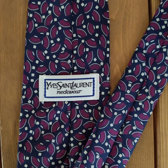 Yves Saint Laurent Purple Silk Tie - Picture 7 of 7